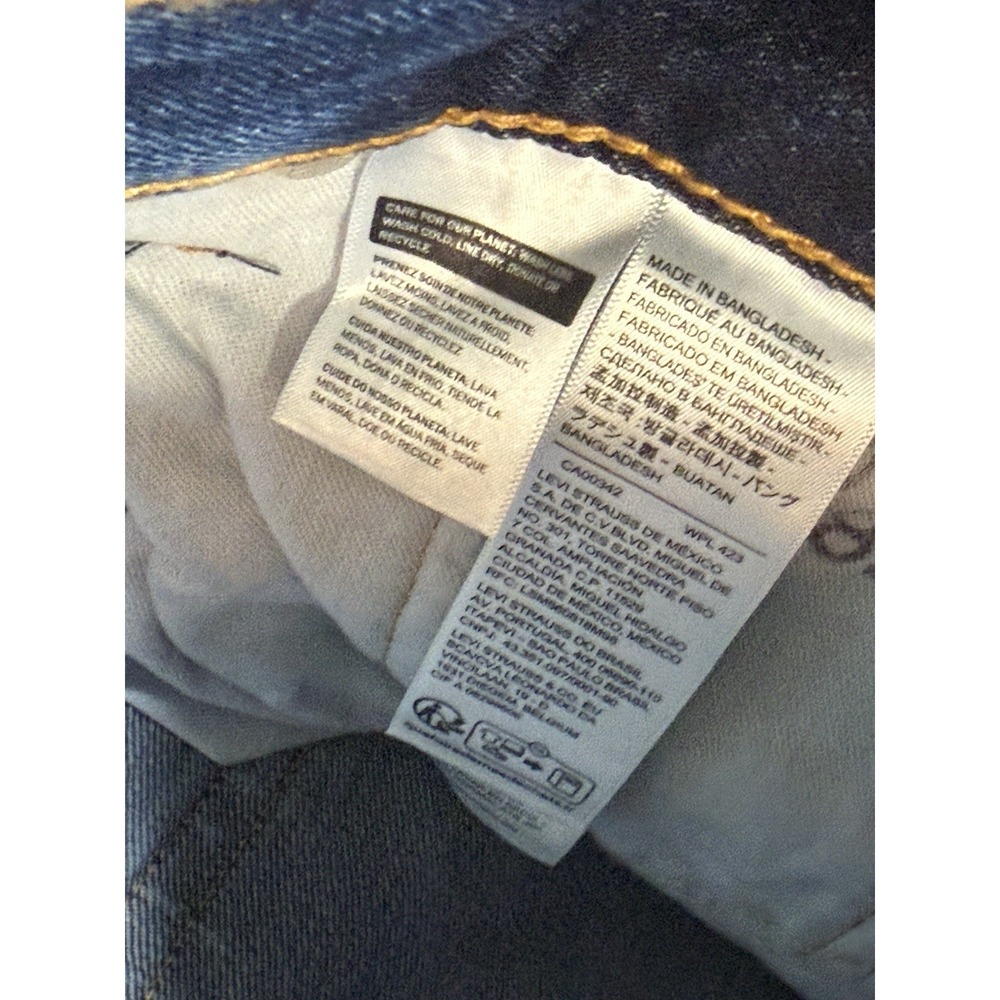 Levi's 550 Men Jeans 48x30 Medium Wash Relaxed Fit Big & Tall Work Casual NWT - Picture 8 of 12